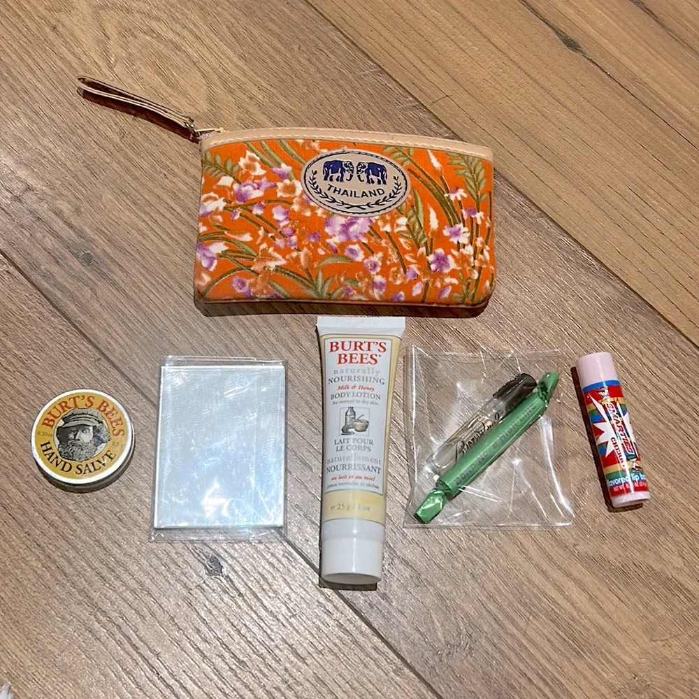 Beauty Sampler - Picture 3 of 3